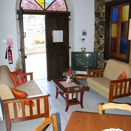 Atratsa Mountain Kalopanagiotis